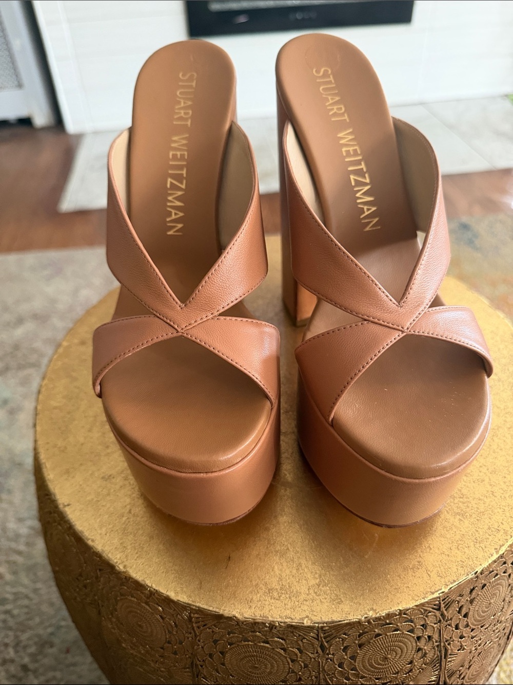 Stuart Weitzman Leather Cross-Strap Platform Sandals in Cognac
